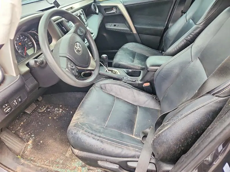 2014 TOYOTA RAV4 XLE  