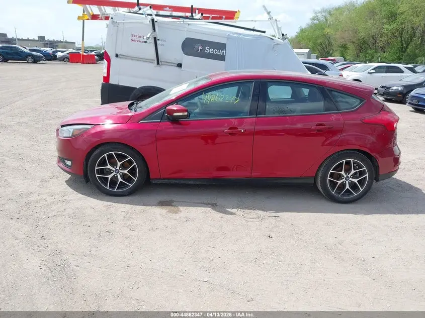 2017 FORD FOCUS SEL