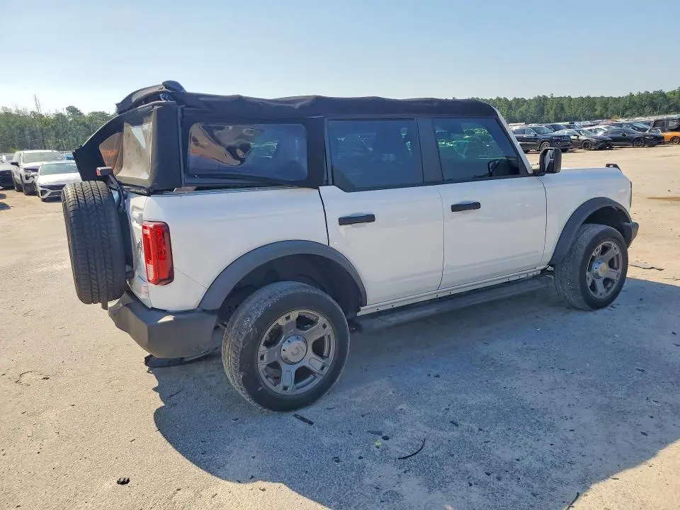 2022 FORD BRONCO BASE  