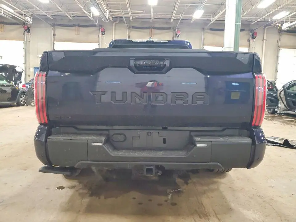 2026 TOYOTA TUNDRA CREWMAX LIMITED  