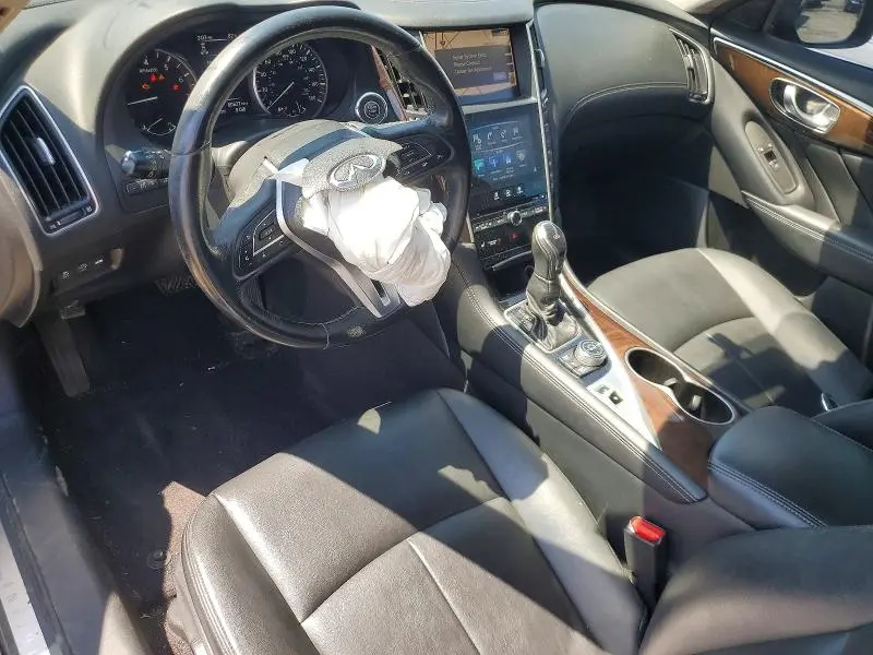 2018 INFINITI Q50 2.0T LUXE  