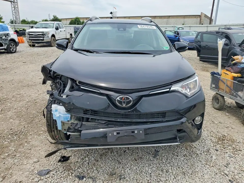 2018 TOYOTA RAV4 XLE  