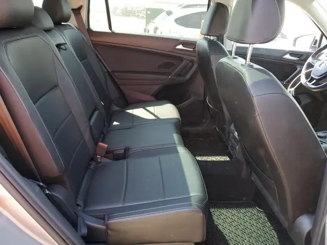 2020 VOLKSWAGEN TIGUAN SE  