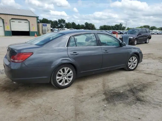 2010 TOYOTA AVALON XL  