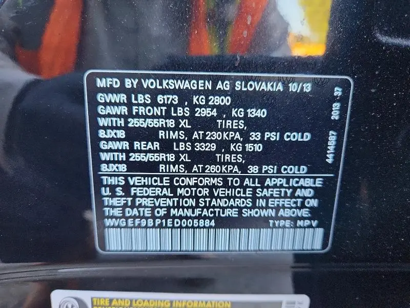 2014 VOLKSWAGEN TOUAREG V6  