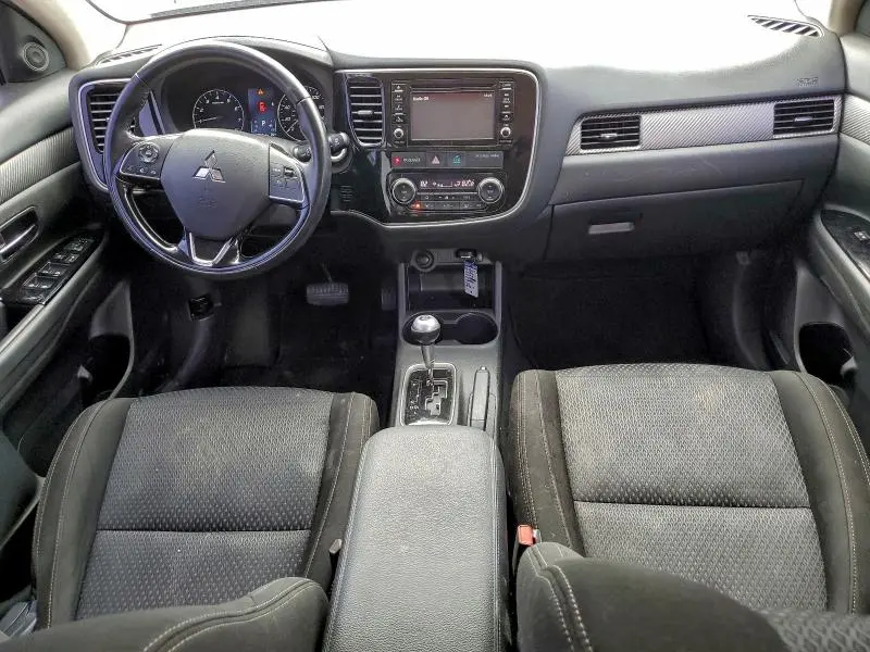 2016 MITSUBISHI OUTLANDER SE  