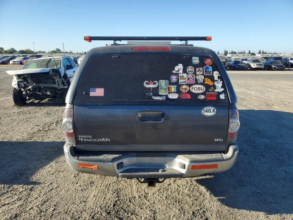 2012 TOYOTA TACOMA V6  