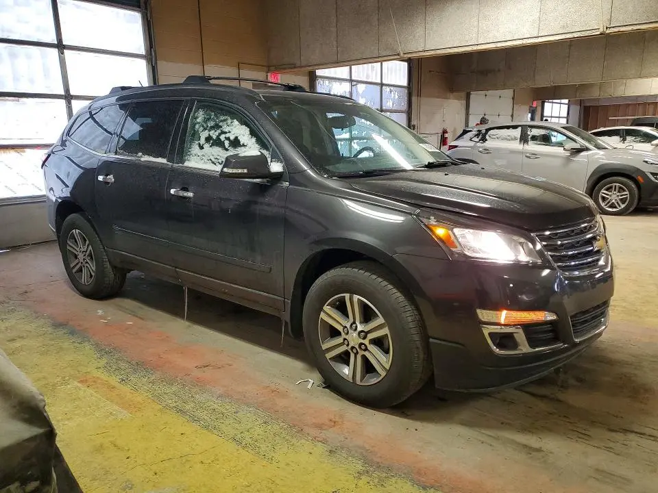 2017 CHEVROLET TRAVERSE LT  