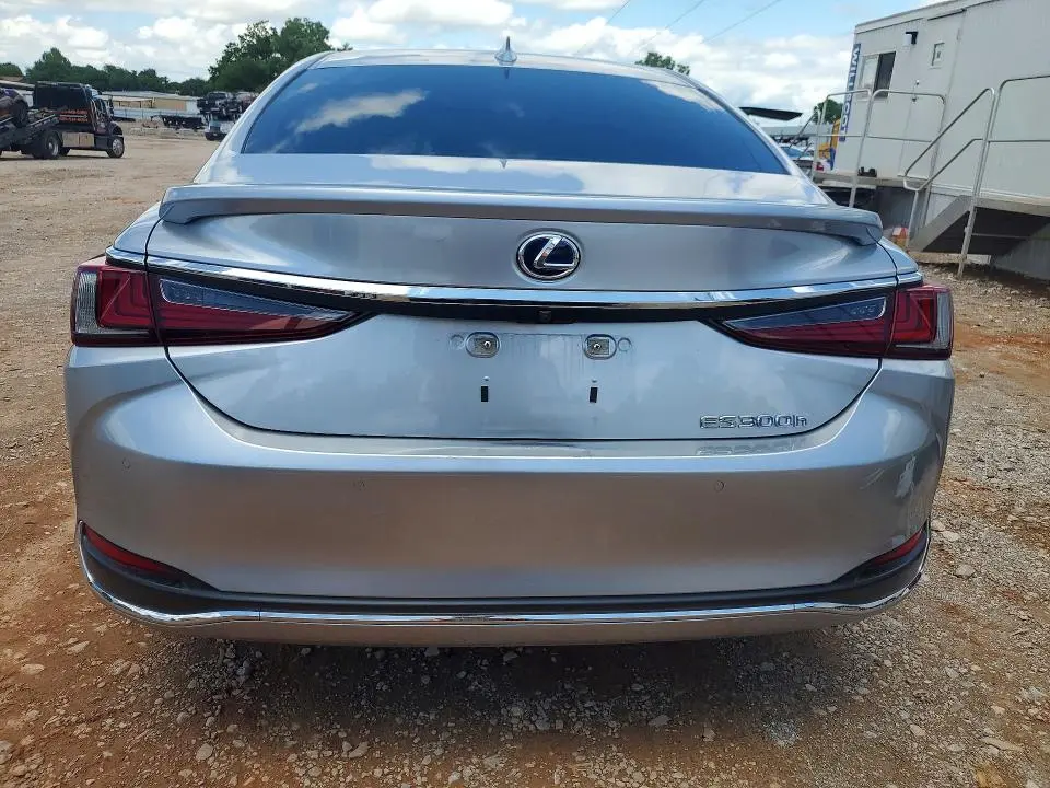 2022 LEXUS ES 300H ULTRA LUXURY  