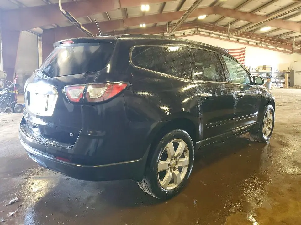 2017 CHEVROLET TRAVERSE LT  
