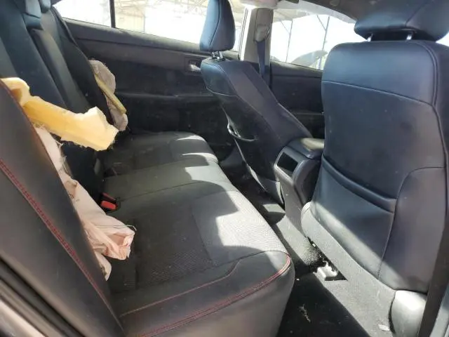 2016 TOYOTA CAMRY LE  