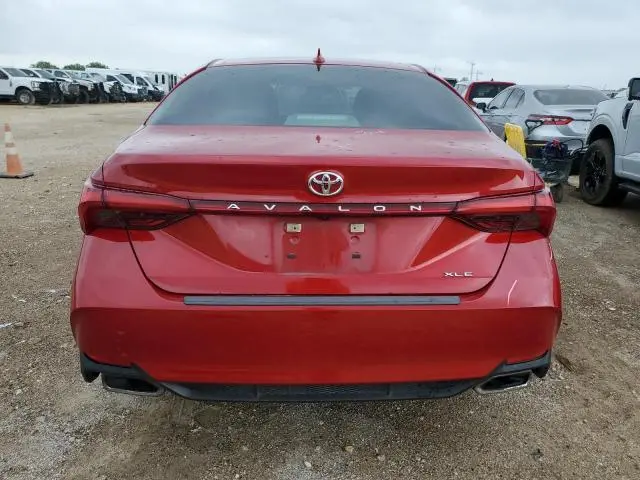 2021 TOYOTA AVALON XLE  