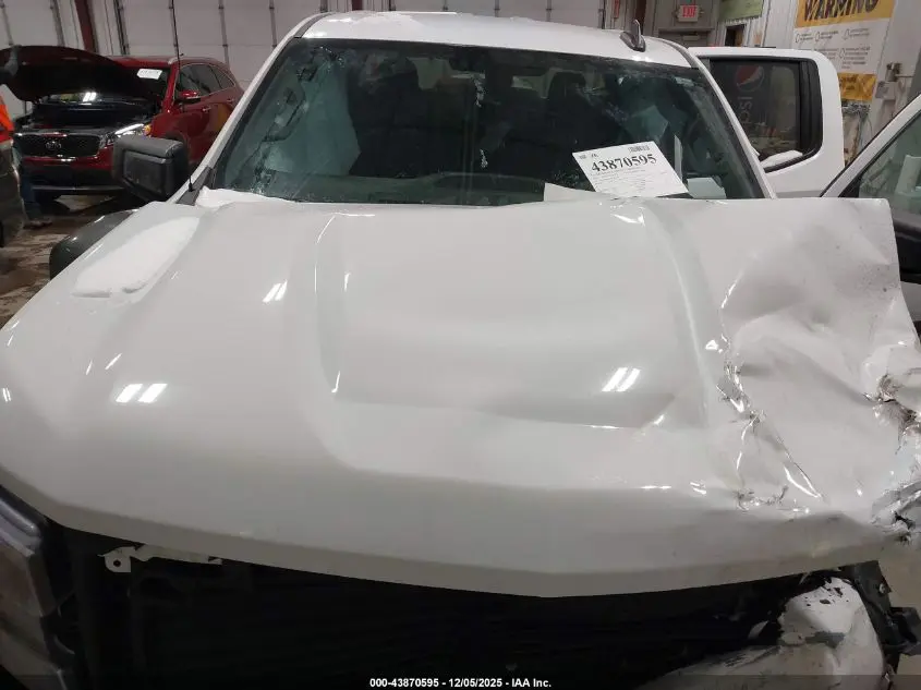 2021 CHEVROLET SILVERADO 1500 4WD DOUBLE CAB STANDARD BED CUSTOM