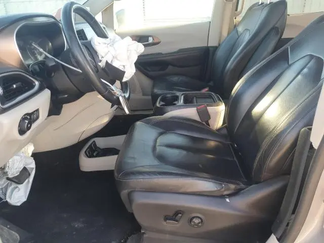 2017 CHRYSLER PACIFICA TOURING L  