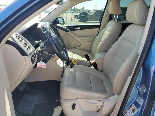 2017 VOLKSWAGEN TIGUAN S  