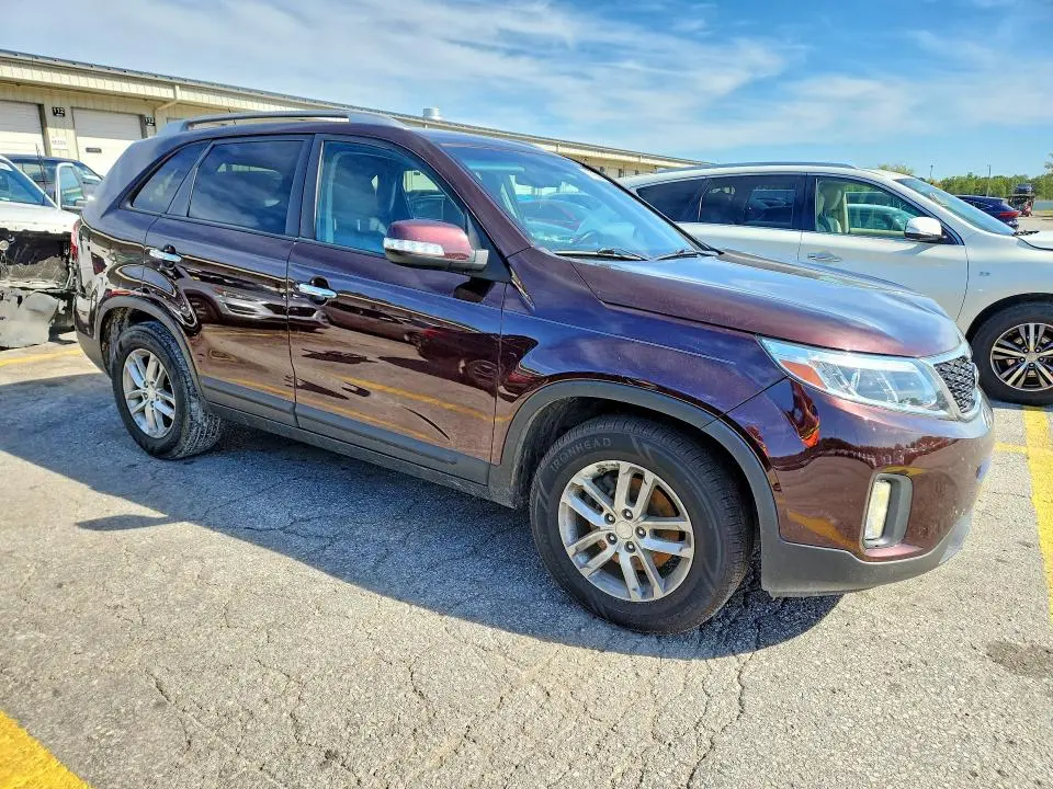 2015 KIA SORENTO LX  