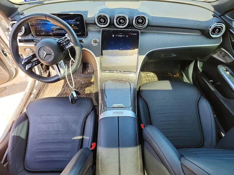 2023 MERCEDES-BENZ C 300  