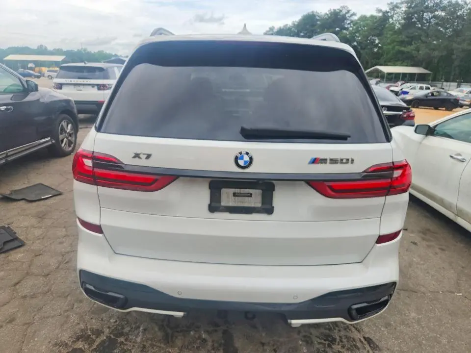 2020 BMW X7 M50I  