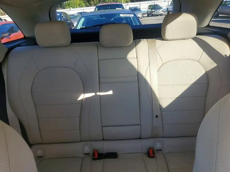 2016 MERCEDES-BENZ GLC 300  