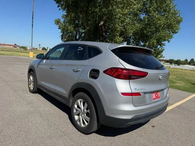 2020 HYUNDAI TUCSON SE  