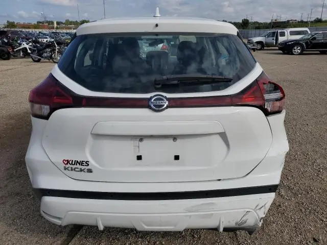 2021 NISSAN KICKS S  