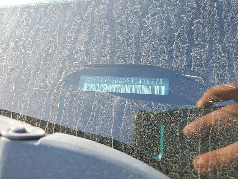 2018 KIA SORENTO LX V6  