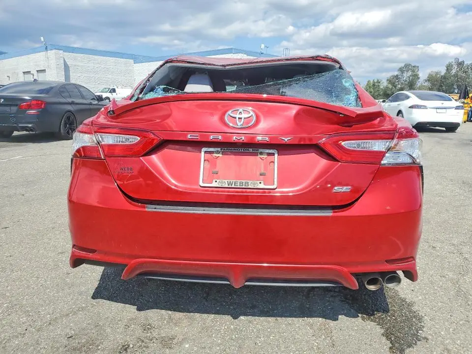 2020 TOYOTA CAMRY SE  
