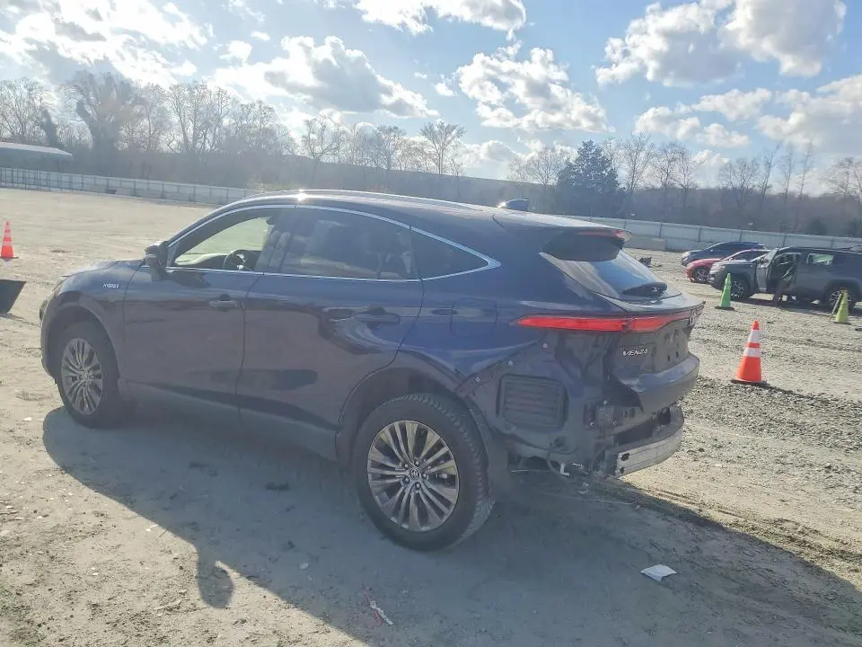 2021 TOYOTA VENZA LIMITED  