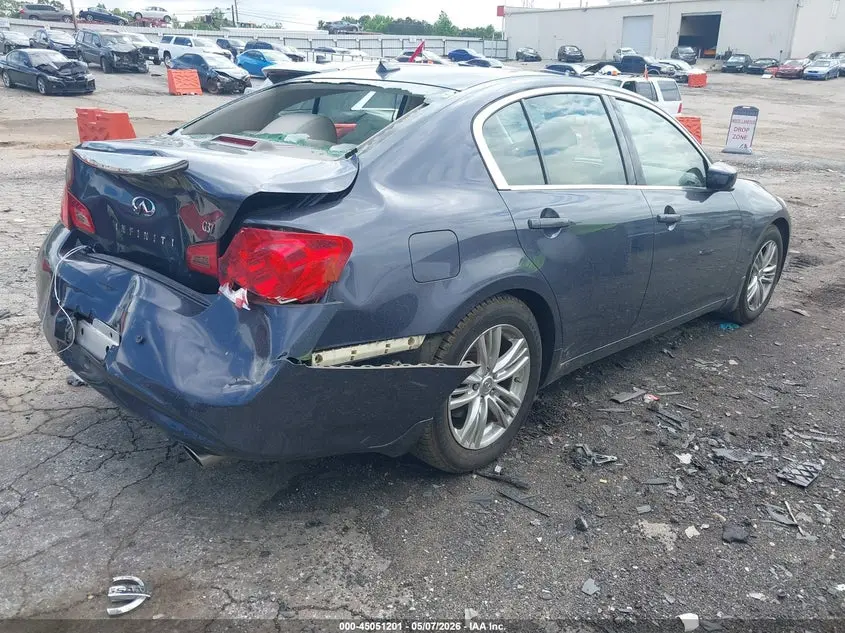 2011 INFINITI G37 JOURNEY