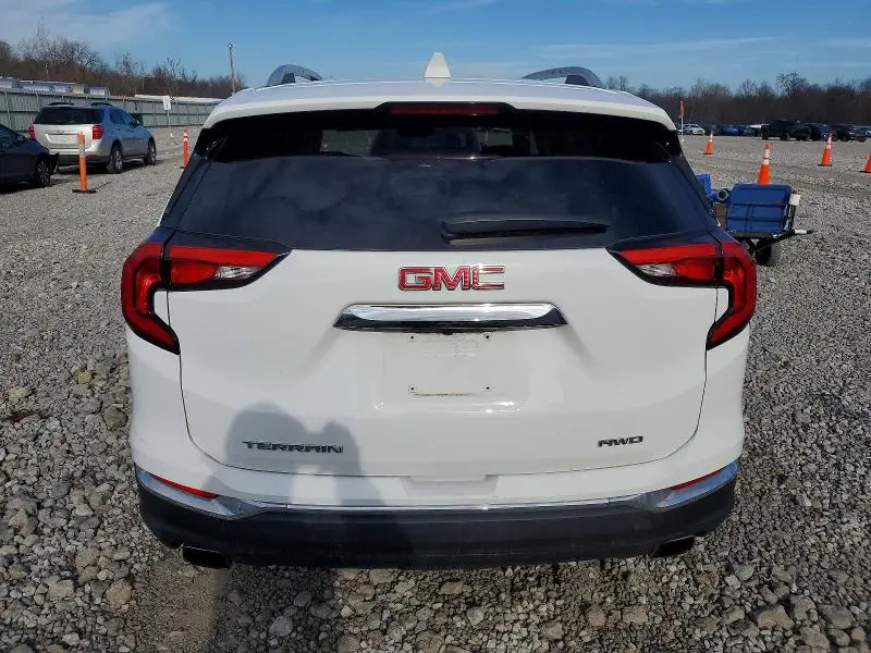 2018 GMC TERRAIN SLT  