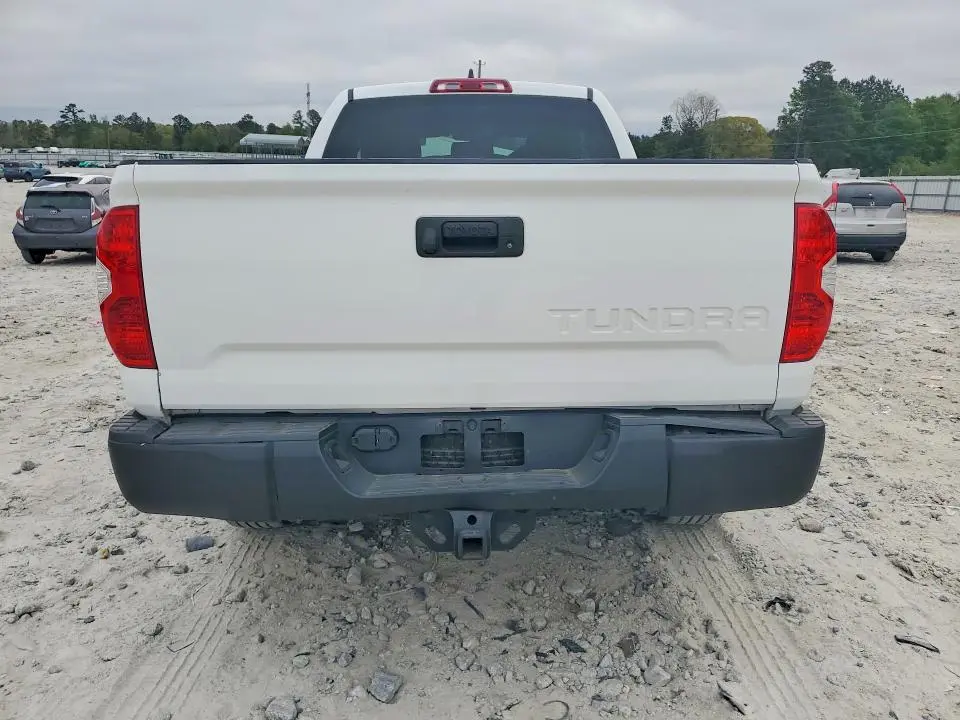 2021 TOYOTA TUNDRA SR  