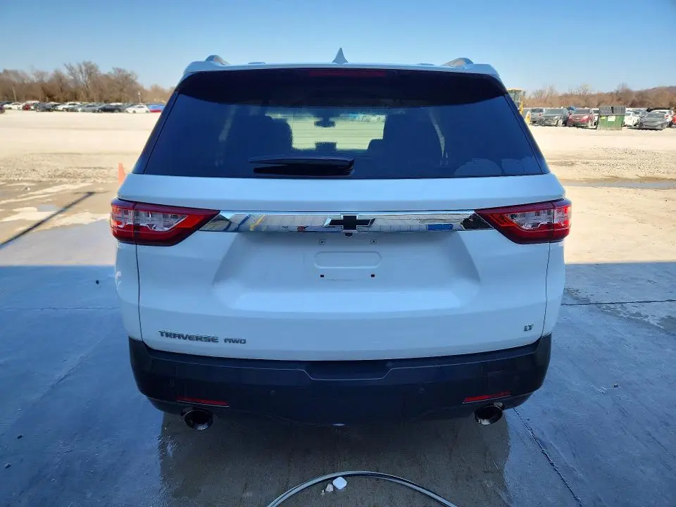 2018 CHEVROLET TRAVERSE LT  