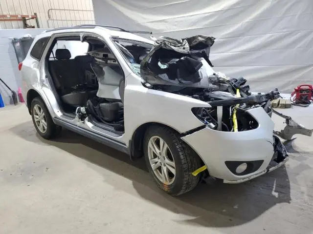 2011 HYUNDAI SANTA FE SE  