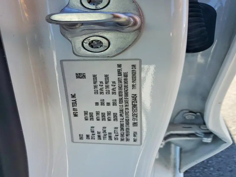 2022 TESLA MODEL 3   
