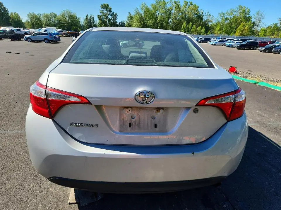 2015 TOYOTA COROLLA   
