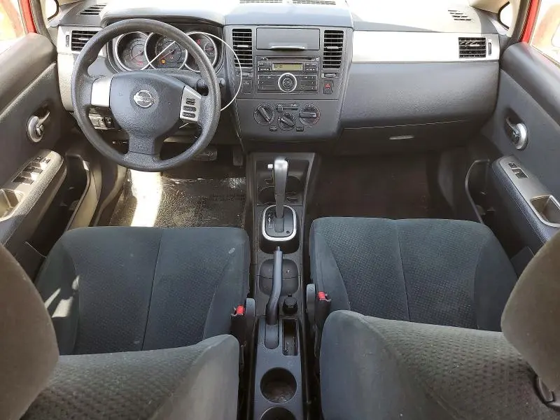 2011 NISSAN VERSA 1.8 S  
