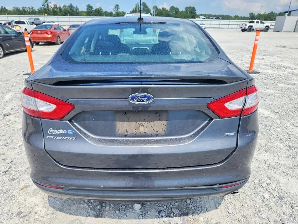 2016 FORD FUSION SE  