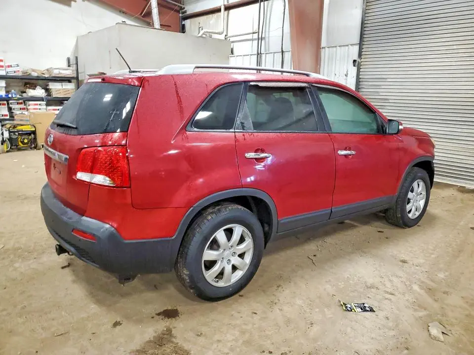 2011 KIA SORENTO LX  