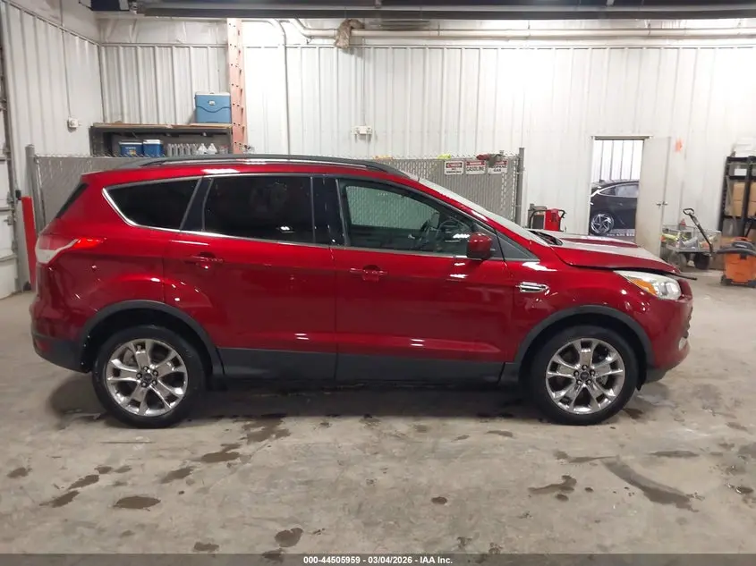 2015 FORD ESCAPE SE