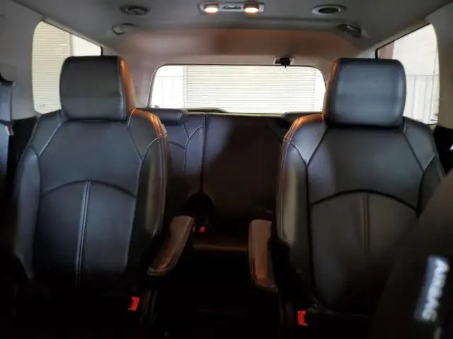 2013 GMC ACADIA SLT-2  