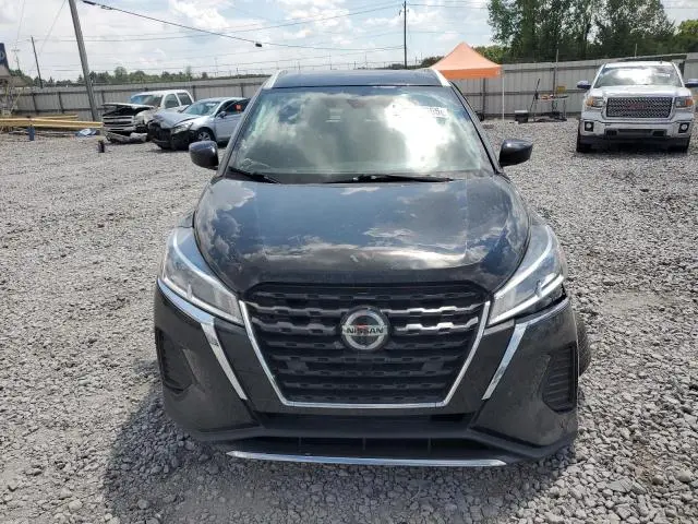 2021 NISSAN KICKS SV  