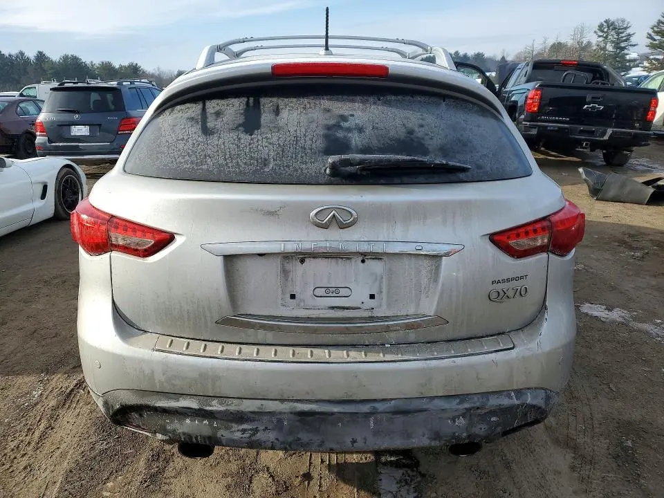 2014 INFINITI QX70   