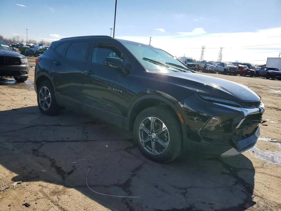 2024 CHEVROLET BLAZER 2LT  
