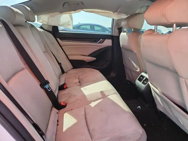 2018 HONDA ACCORD EX  