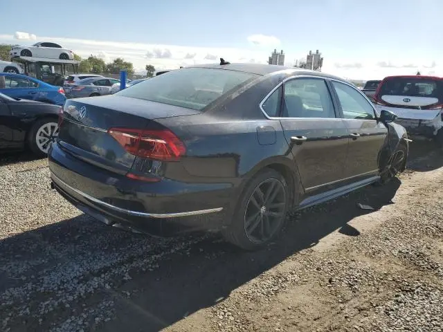 2017 VOLKSWAGEN PASSAT R-LINE  
