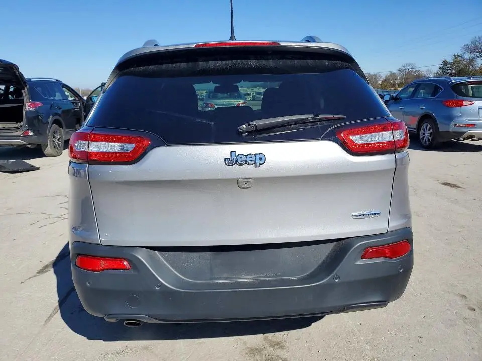 2018 JEEP CHEROKEE LATITUDE PLUS  
