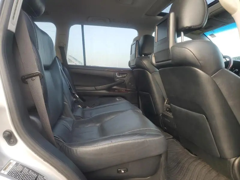 2013 LEXUS LX 570  