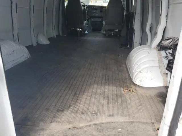 2021 GMC SAVANA G2500  