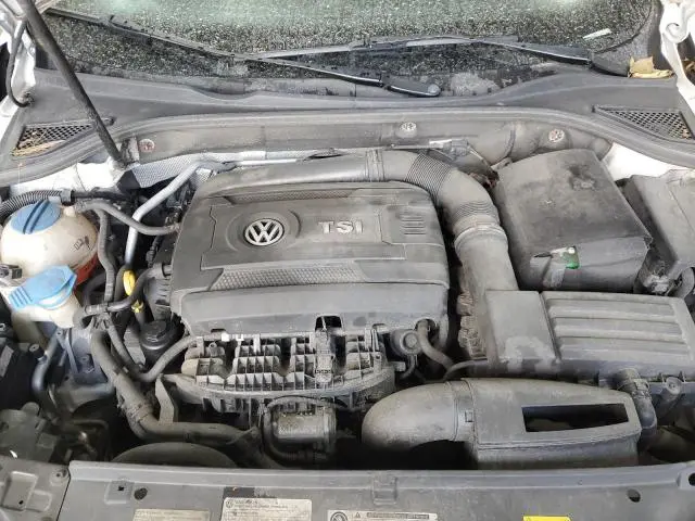 2015 VOLKSWAGEN PASSAT S  