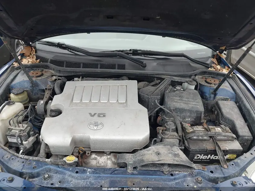 2011 TOYOTA CAMRY LE V6